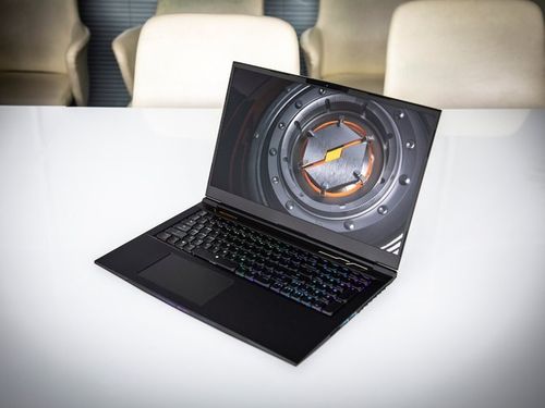 推动17.3吋全面屏游戏本普及!机械革命深海泰坦X8Ti-PLUS评测