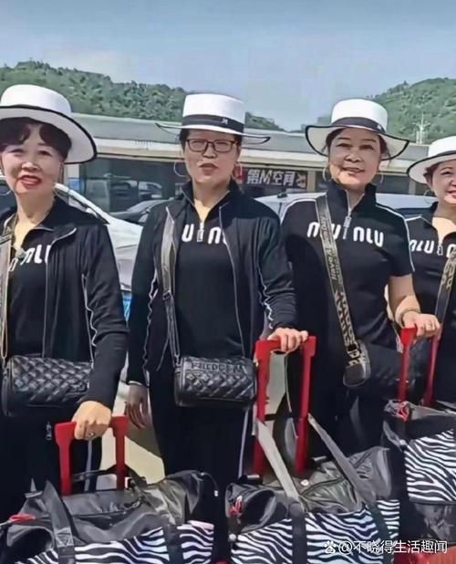 打工生活大妈好感度怎么达到60